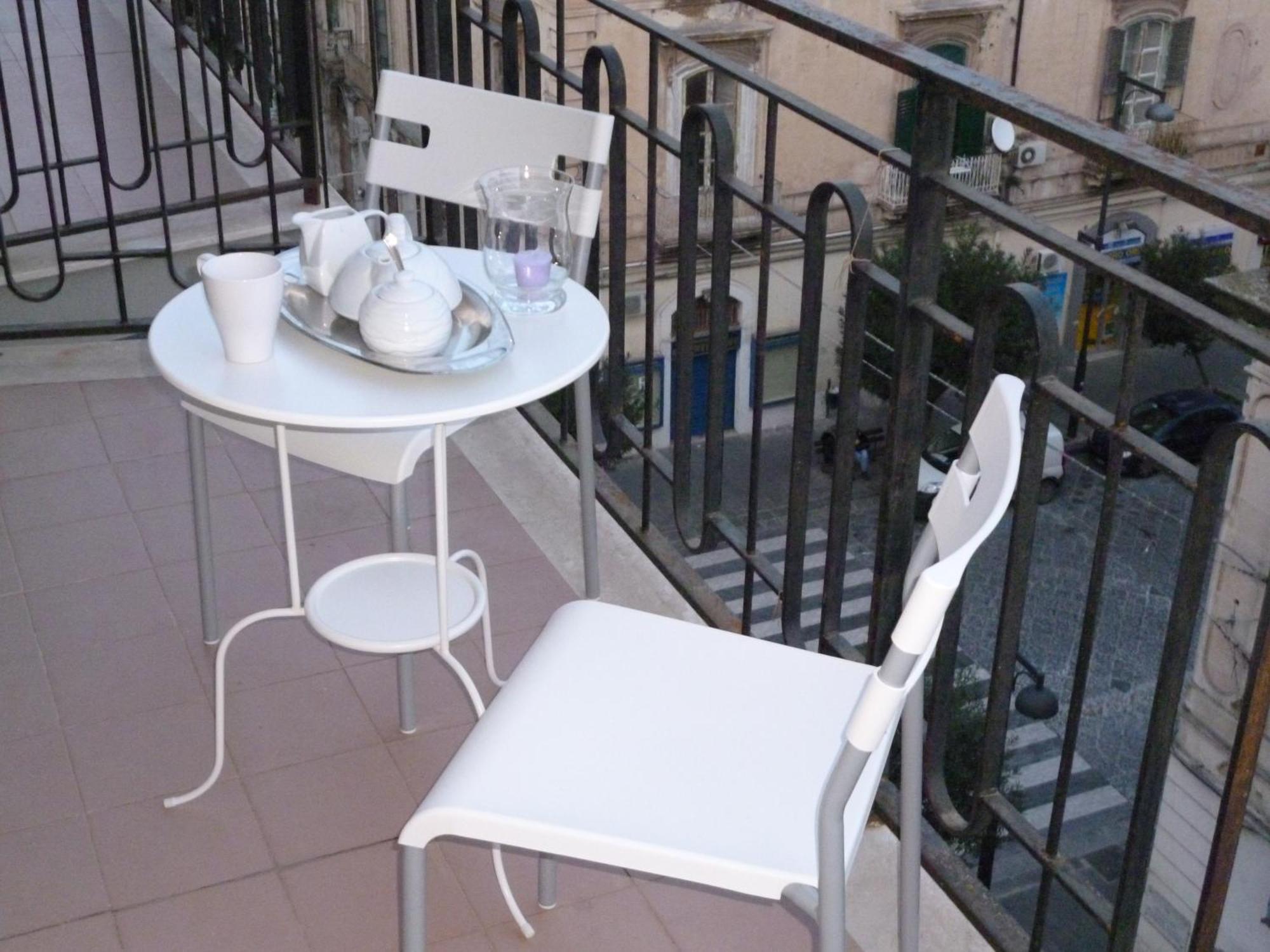 Frühstückspension Le Grand Bleu Siracusa - One Hundred Steps From Ortigia -sea View - 3*